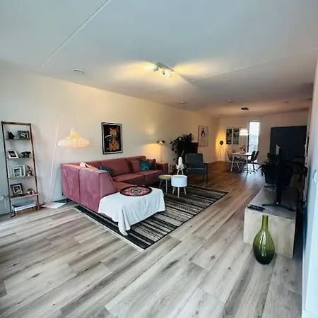 Apartment 2-kmr App In Hartje Centrum *