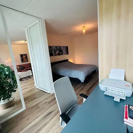2-kmr App In Hartje Centrum